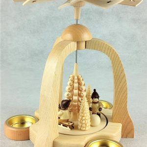 Pyramide Schneeball mit Teelicht