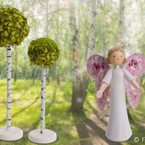 Märchenbaum groß grün, 9,5 cm – feine Holzminiatur  – Neuheit 2025