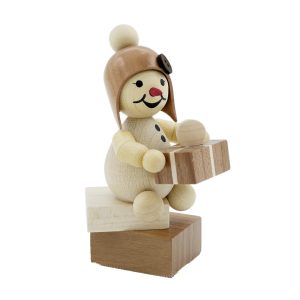 Schneemädchen mit Geschenk – Neuheit 2023